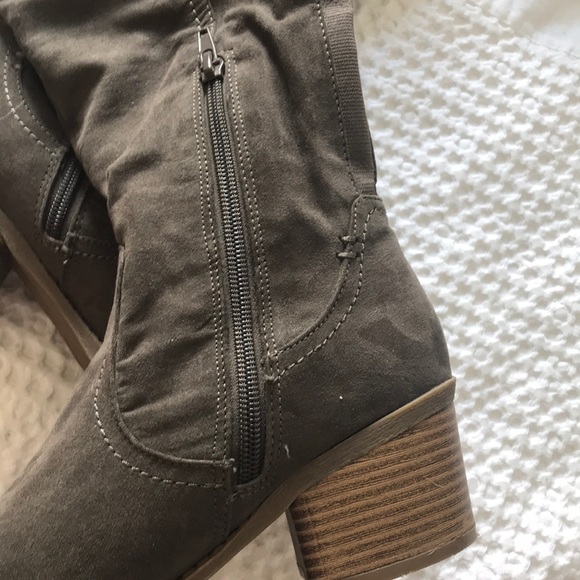 Over the Knee Indigo Rd Boots - Picture 4 of 4